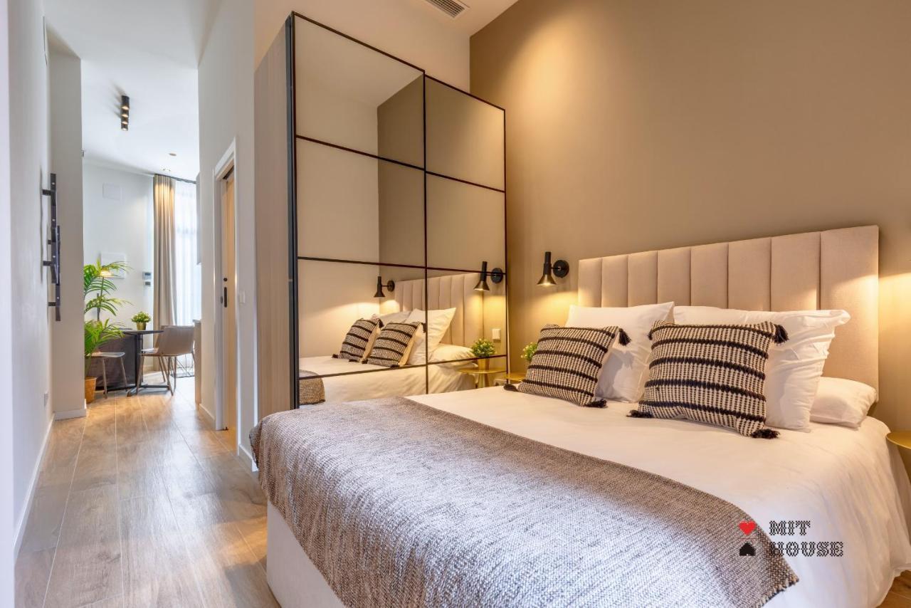 Castilla En Madrid Exterior photo