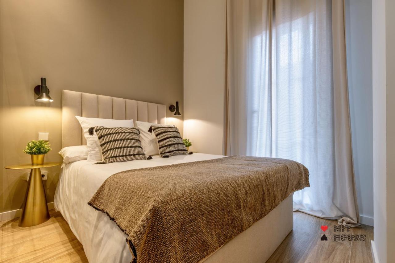 Castilla En Madrid Exterior photo