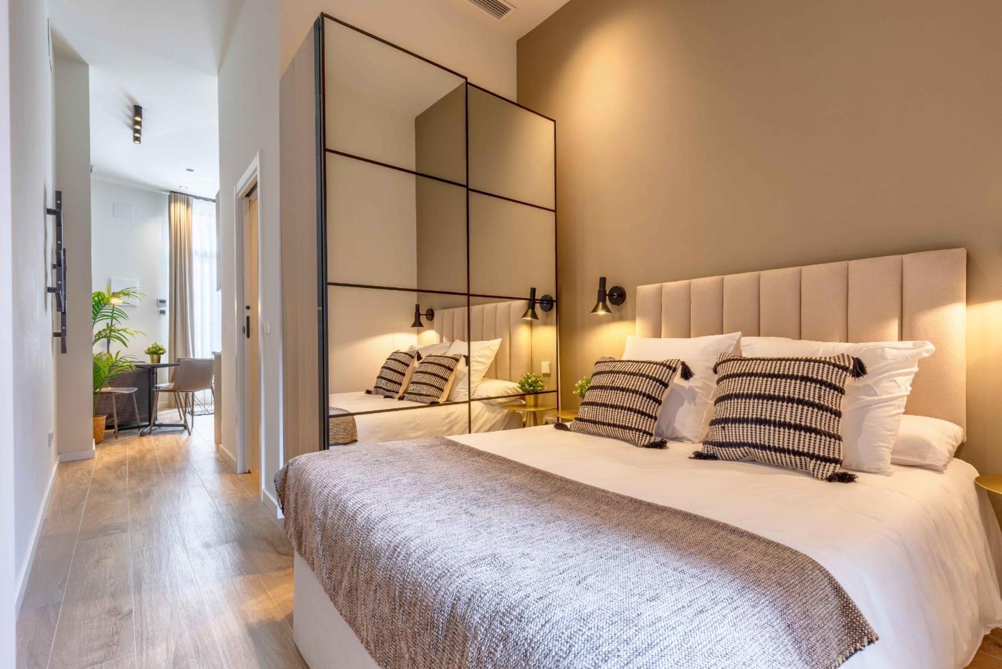 Castilla En Madrid Exterior photo