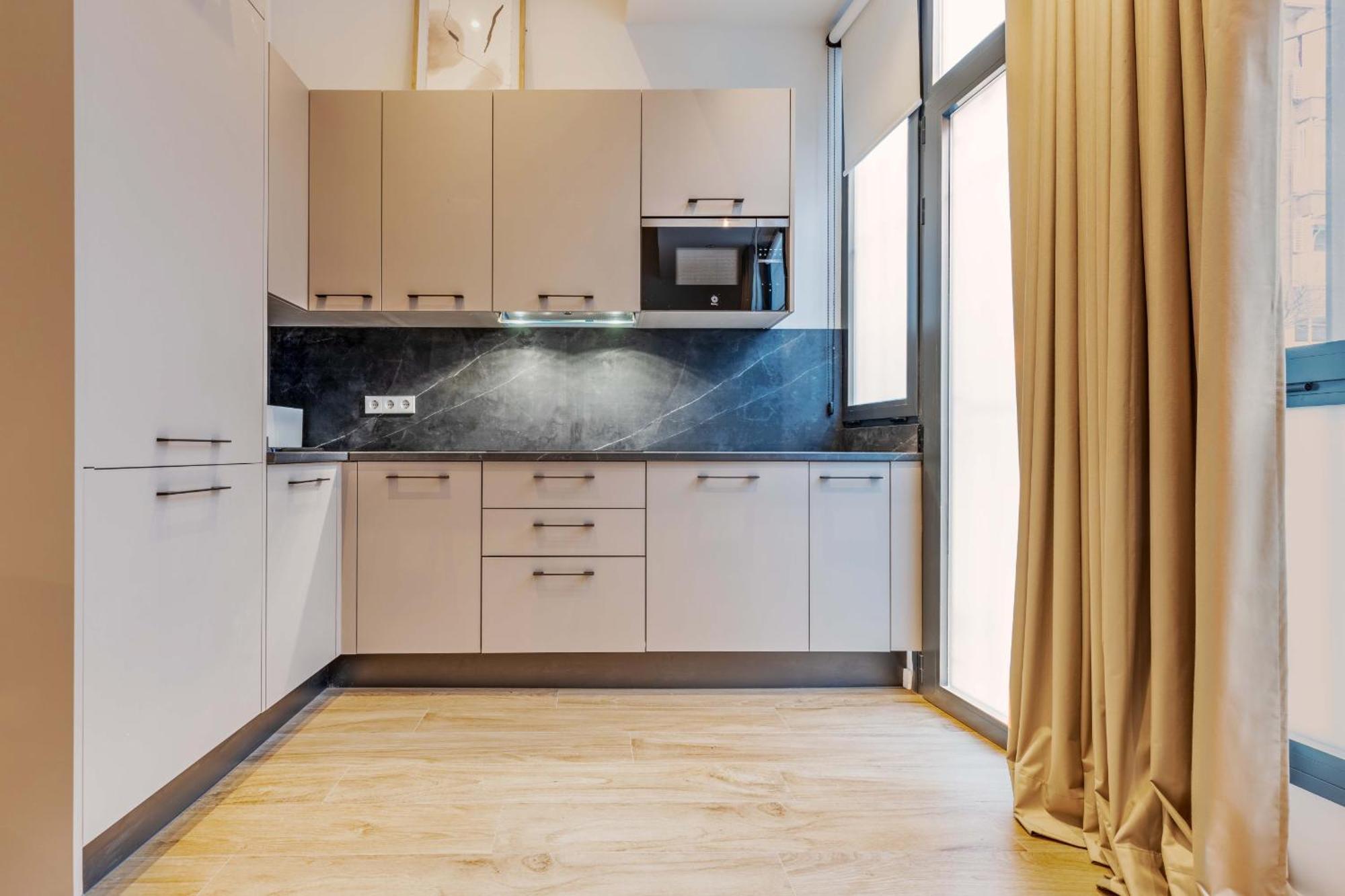 Castilla En Madrid Exterior photo